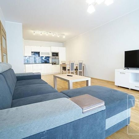 Big Apartment - Old Town - 3 Rooms - Private Parking Wrocław Kültér fotó